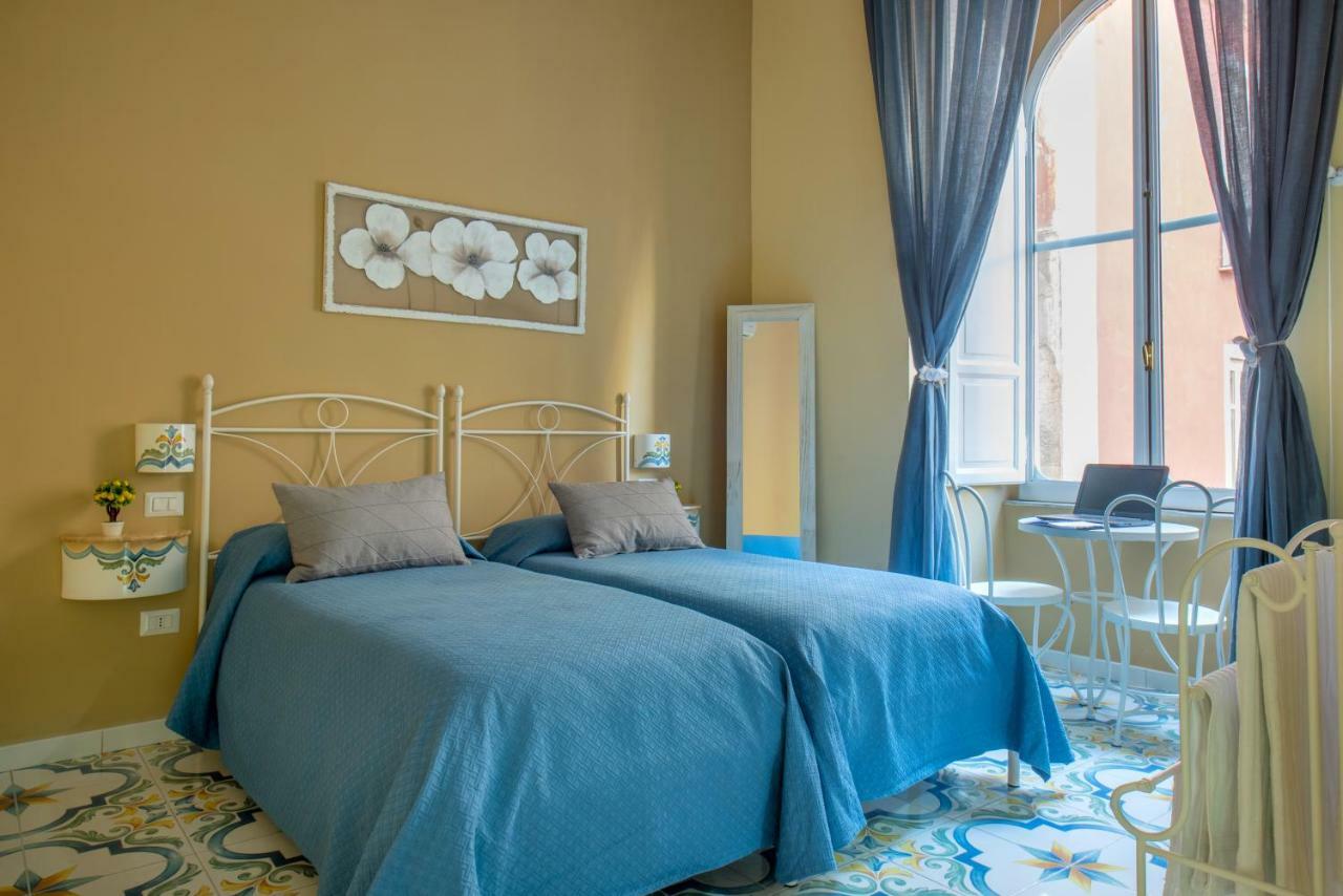 Regina Elena Bed & Breakfast Napoli Exterior foto
