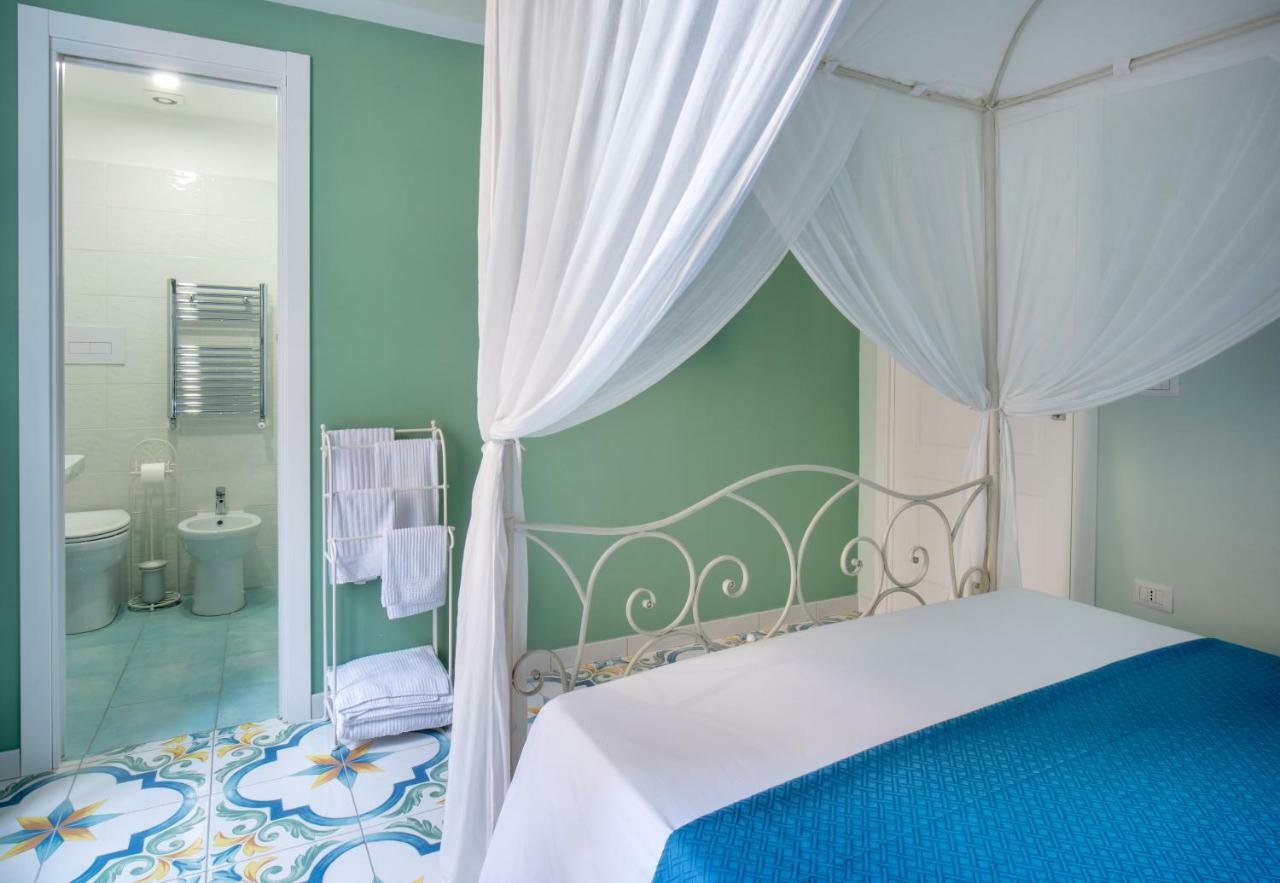 Regina Elena Bed & Breakfast Napoli Exterior foto